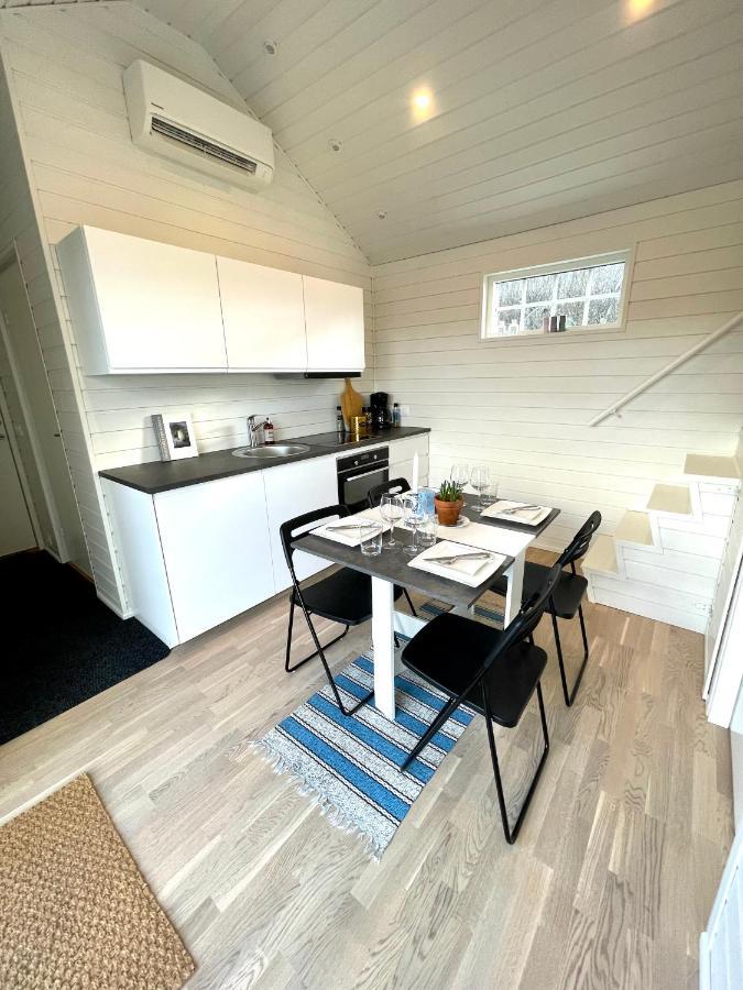 Lyckan - Minihus I Lantlig Miljoe Ulricehamn Exterior foto